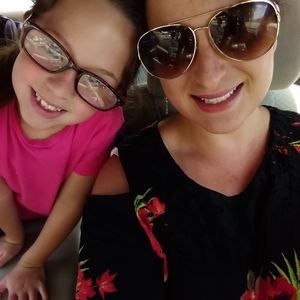 Meet your Posher, Candace